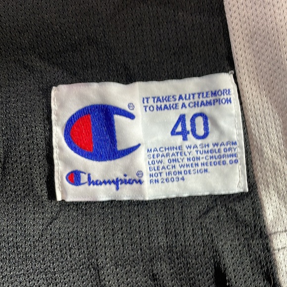 Vintage Champion Spurs Tim Duncan Jersey - Picture 3 of 3